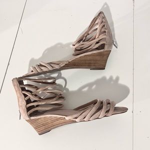 Dolce Vita blush strappy wedge sandals. Size 7.